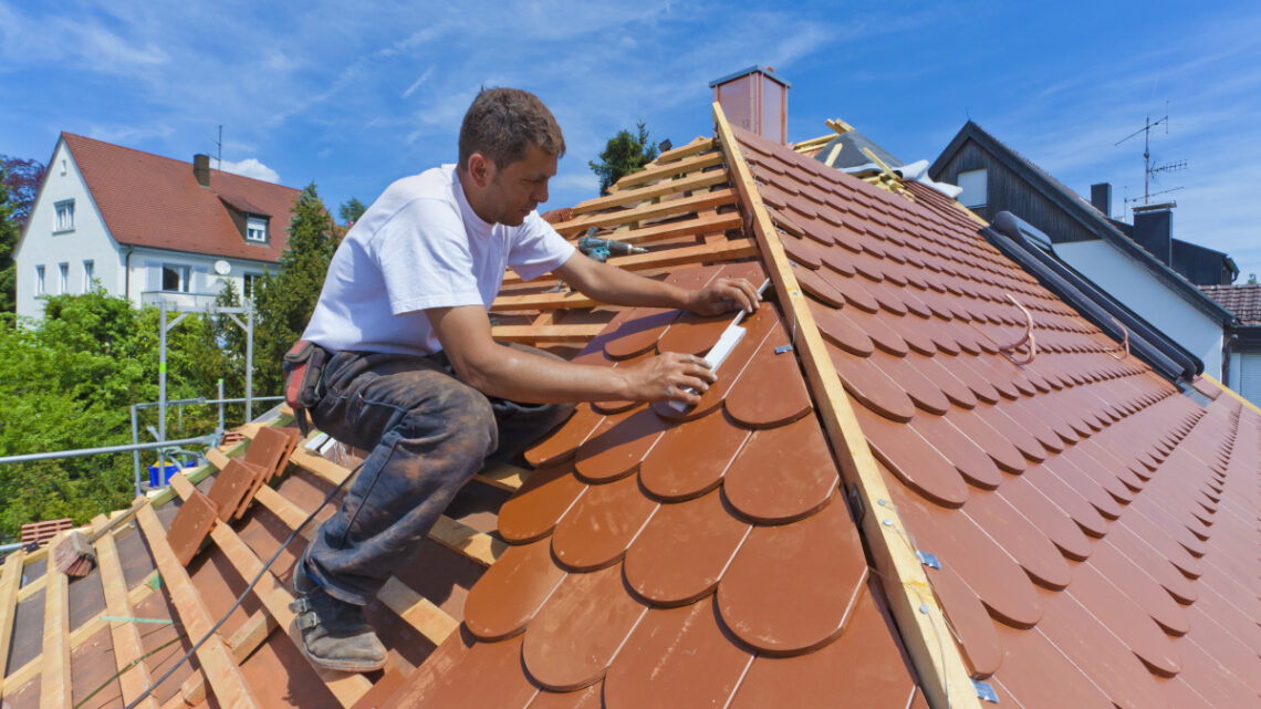 Toiture et efficacité énergétique dans les Vosges : le couvreur au service de votre confort